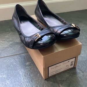 Cole Haan Black Leather flats with NikeAir insole